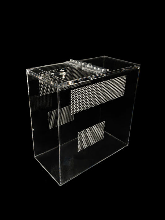 - Mantis - Small Enclosure 24cmx12cmx24cm