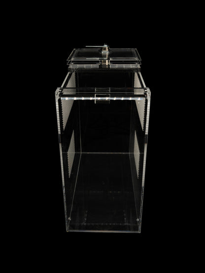 - Mantis - Small Enclosure 24cmx12cmx24cm