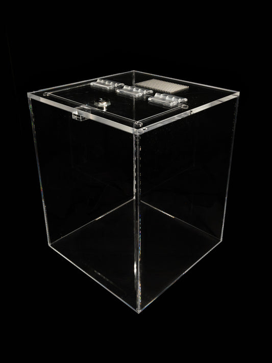 - The Burrow - Standard Enclosure 24cmx24cmx30cm